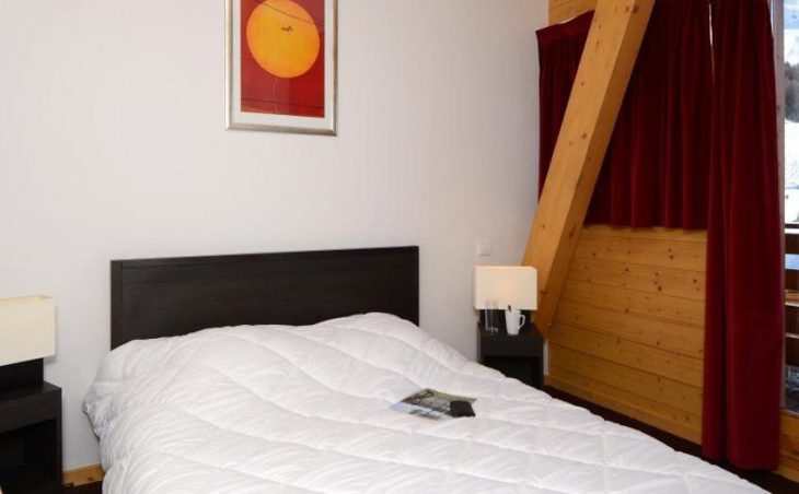 Residence Le Pelvoux, La Plagne, Double Bedroom